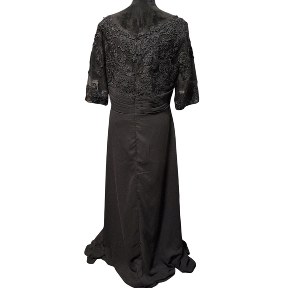 Gown Gallery Mother Of The Bride Wedding Formal Dress - Picture 2 of 11